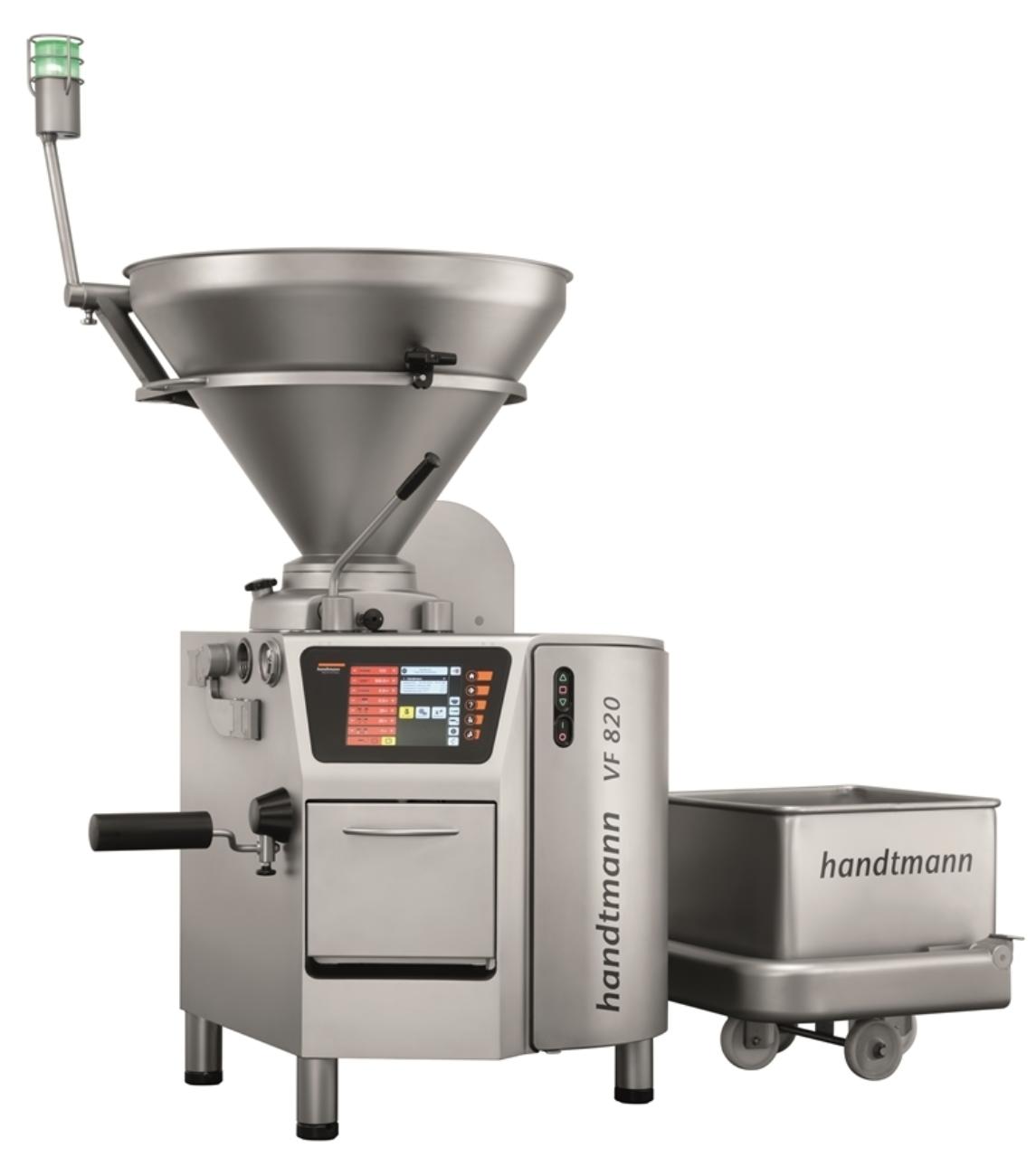 VF 820